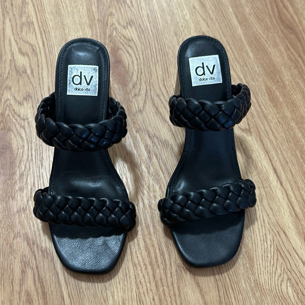 Dolce Vita Sandals
